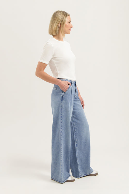 Gina Loose | Classic Blue Denim